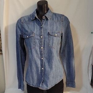 Forever 21 Denim Button-Down Shirt